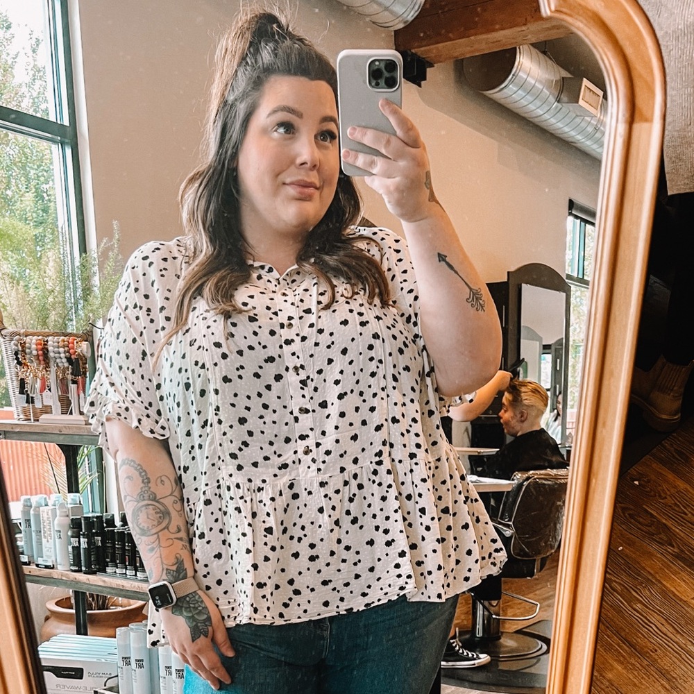 Terra & Sky Black and White Puff Sleeve Blouse